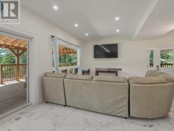 1013 GOODLIFE LANE Algonquin Highlands (Sherborne) Ontario photo 10