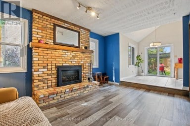 71 LINDA DRIVE Cambridge Ontario photo 19