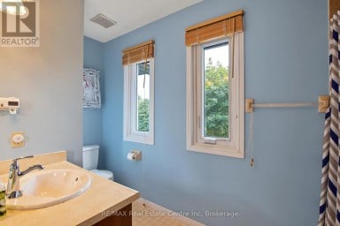71 LINDA DRIVE Cambridge Ontario photo 31