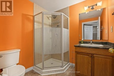 71 LINDA DRIVE Cambridge Ontario photo 37