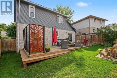 71 LINDA DRIVE Cambridge Ontario photo 39