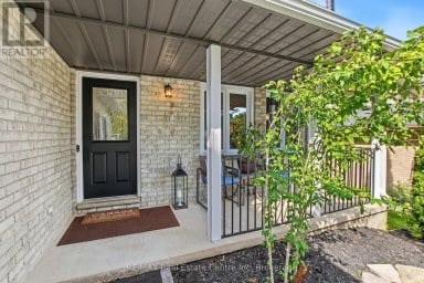 71 LINDA DRIVE Cambridge Ontario photo 5