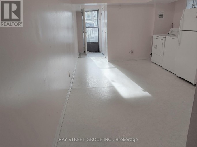 (LOWER) - 72 PARKDENE COURT E, Toronto (L'Amoreaux), Ontario, M1W2J3