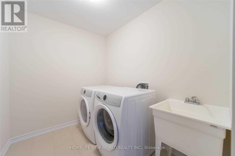5 DELFT DRIVE, Markham (Victoria Square), Ontario, L6C0Z3