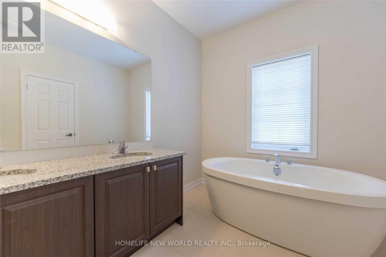 5 DELFT DRIVE, Markham (Victoria Square), Ontario, L6C0Z3