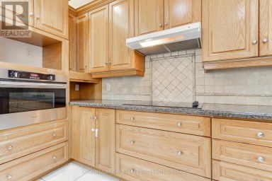 61 PEMBERTON ROAD Richmond Hill (North Richvale) Ontario photo 17