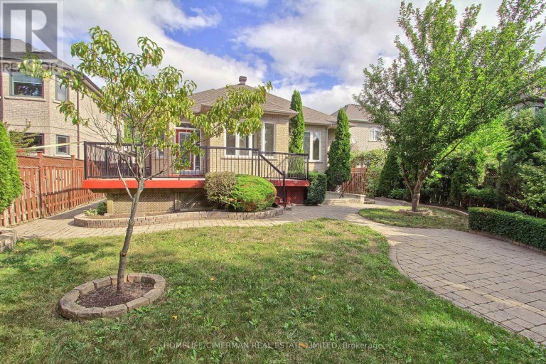 61 PEMBERTON ROAD, Richmond Hill (North Richvale), Ontario, L4C3T5