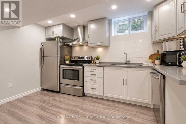BSMT - 70 BREEZE DRIVE, Bradford West Gwillimbury (Bradford), Ontario, L3Z3A5