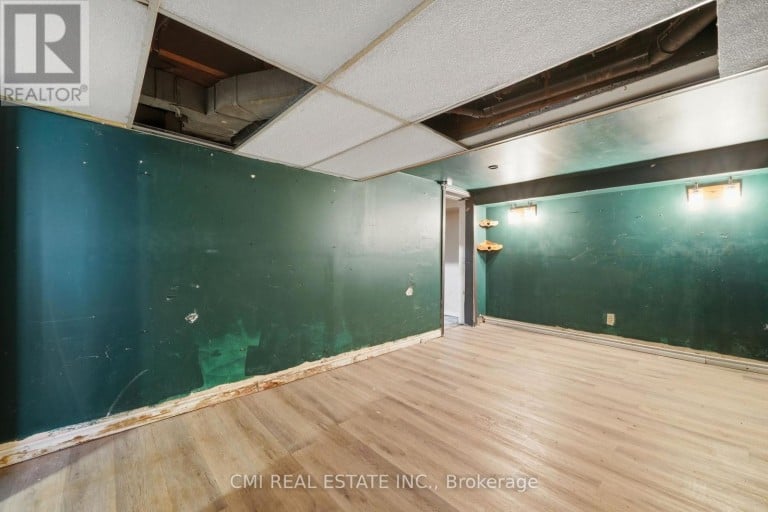 345 LINWOOD AVENUE, Orillia, Ontario, L3V2W8