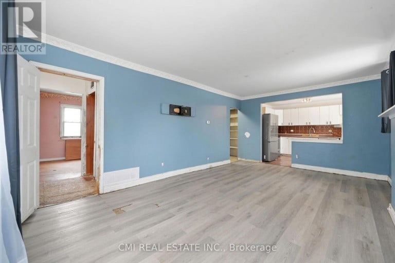 345 LINWOOD AVENUE, Orillia, Ontario, L3V2W8
