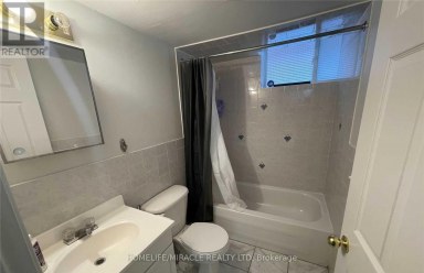 BSMT - 6 SWEET BRIAR LANE Brampton (Snelgrove) Ontario photo 15