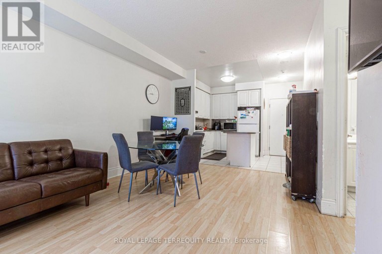 226 - 3888 DUKE OF YORK BOULEVARD, Mississauga (City Centre), Ontario, L5B4P5