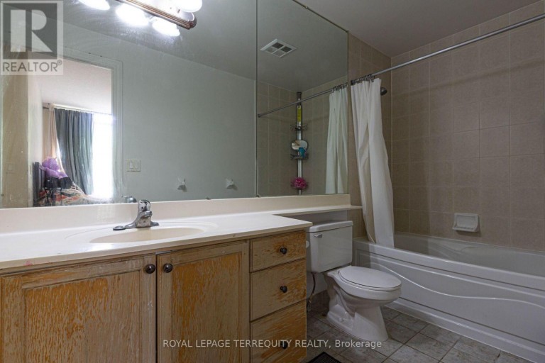 226 - 3888 DUKE OF YORK BOULEVARD, Mississauga (City Centre), Ontario, L5B4P5
