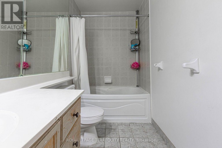 226 - 3888 DUKE OF YORK BOULEVARD, Mississauga (City Centre), Ontario, L5B4P5