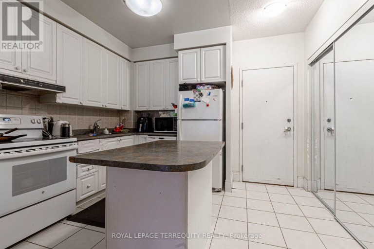 226 - 3888 DUKE OF YORK BOULEVARD, Mississauga (City Centre), Ontario, L5B4P5