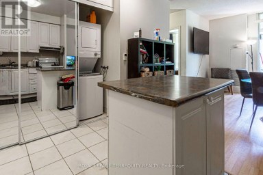 226 - 3888 DUKE OF YORK BOULEVARD Mississauga (City Centre) Ontario photo 6