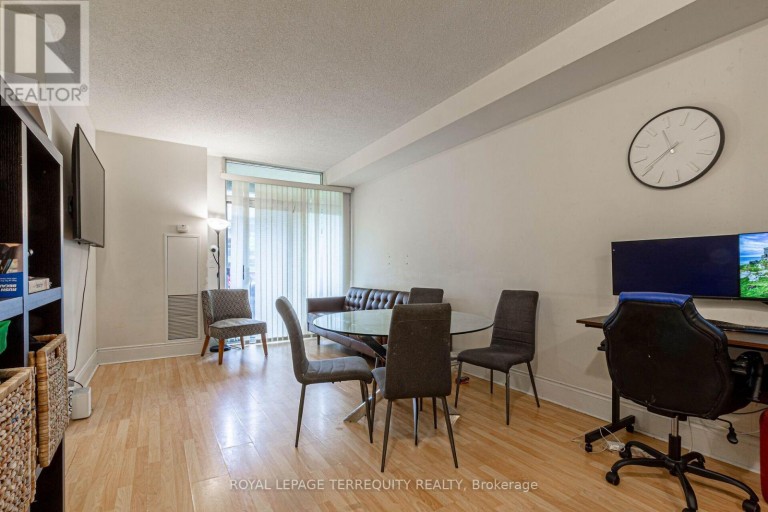 226 - 3888 DUKE OF YORK BOULEVARD, Mississauga (City Centre), Ontario, L5B4P5