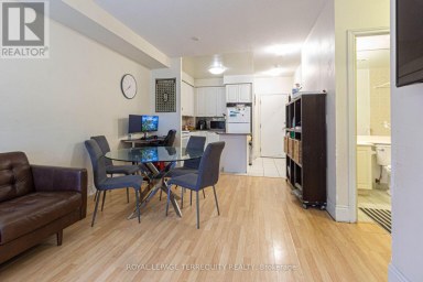 226 - 3888 DUKE OF YORK BOULEVARD Mississauga (City Centre) Ontario photo 9