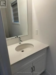 11 SUGAR TRAIL E Kitchener Ontario photo 8