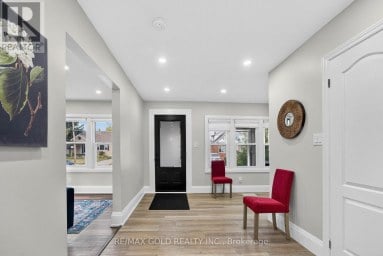 3 WARDROPE AVENUE Hamilton (Stoney Creek) Ontario photo 3