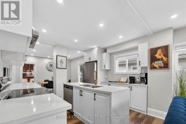 3 WARDROPE AVENUE Hamilton (Stoney Creek) Ontario photo 9