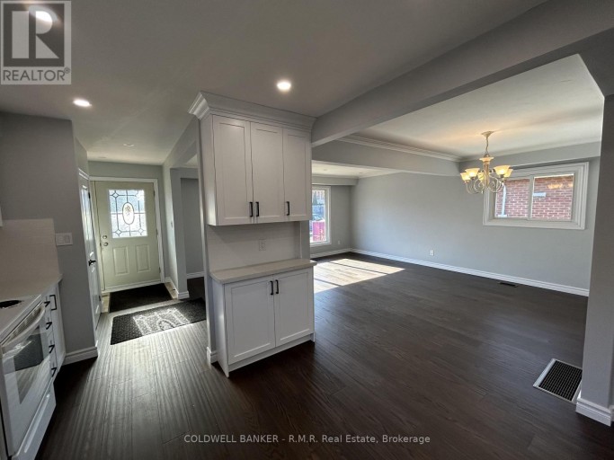 MAIN - 125 CABOT STREET, Oshawa (Vanier), Ontario, L1J5R8
