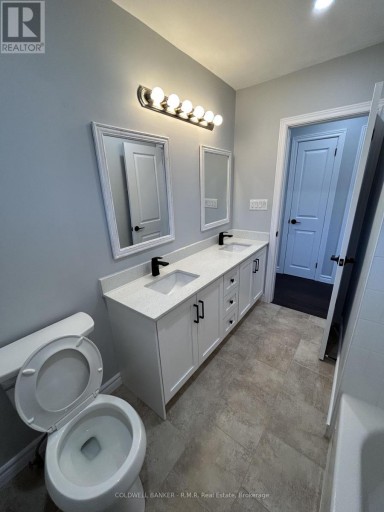 MAIN - 125 CABOT STREET, Oshawa (Vanier), Ontario, L1J5R8