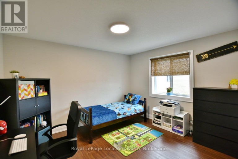 22 PORTLAND STREET, Collingwood, Ontario, L9Y0W9