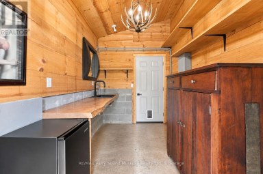 78 124 HIGHWAY McDougall Ontario photo 32
