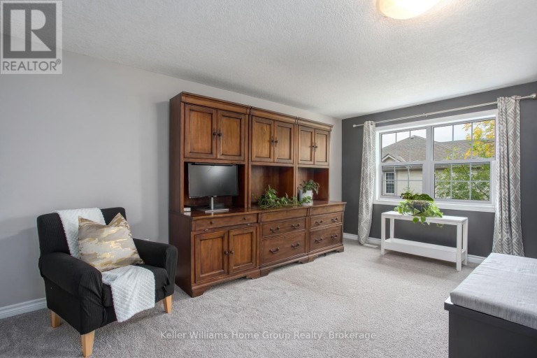 21 - 30 IMPERIAL ROAD S, Guelph (Willow West/Sugarbush/West Acres), Ontario, N1K1Y1