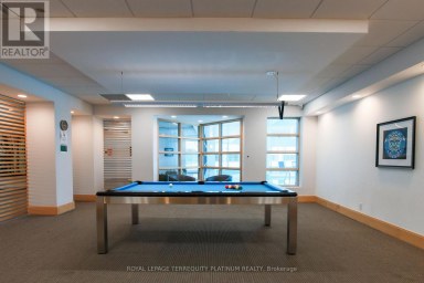 2409 - 10 YONGE STREET Toronto (Waterfront Communities) Ontario photo 11