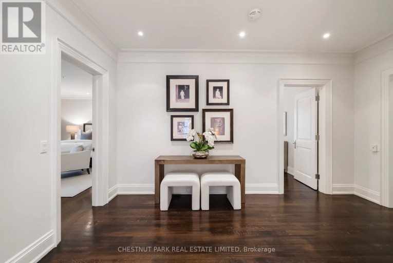 108 CHELTENHAM AVENUE, Toronto (Bridle Path-Sunnybrook-York Mills), Ontario, M4N1P9