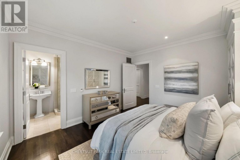 108 CHELTENHAM AVENUE, Toronto (Bridle Path-Sunnybrook-York Mills), Ontario, M4N1P9