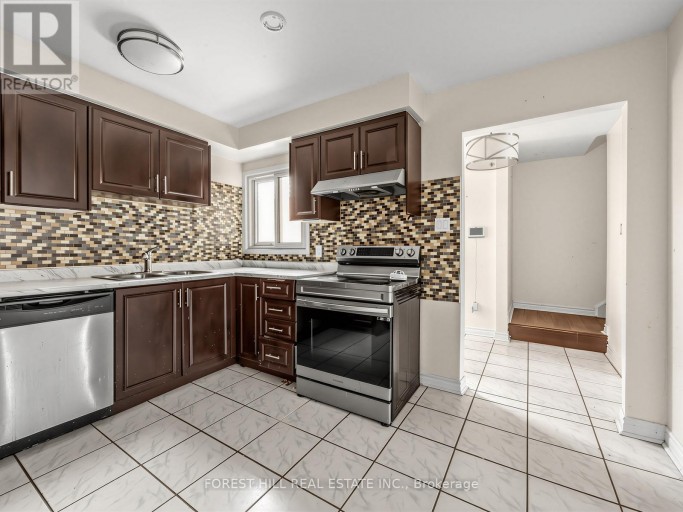 61 ROYAL SALISBURY WAY, Brampton (Madoc), Ontario, L6V3J3
