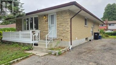 106 KIMBERLY CRESCENT Kitchener Ontario photo 1
