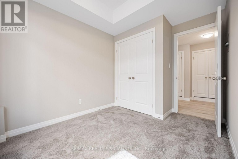 64 THATCHER DRIVE, Guelph (Kortright East), Ontario, N1L1B3