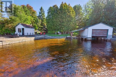 56 Silverbirch Crescent Skead Ontario photo 2