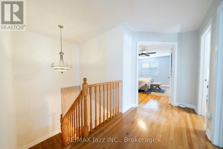 550 BERT BUDD AVENUE, Newmarket (Gorham-College Manor), Ontario, L3Y8S7