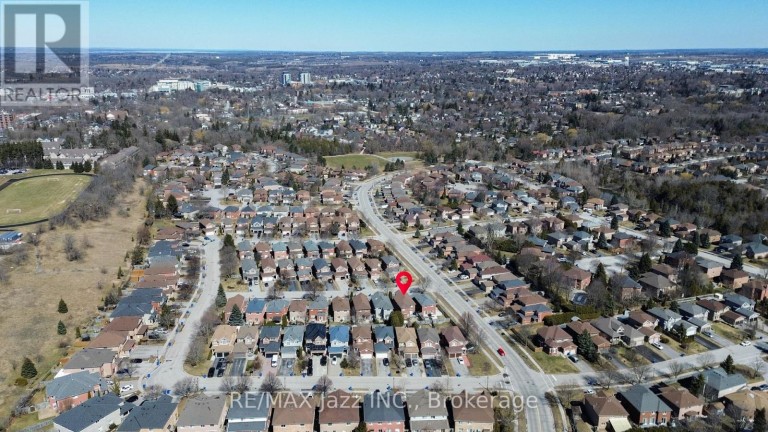 550 BERT BUDD AVENUE, Newmarket (Gorham-College Manor), Ontario, L3Y8S7