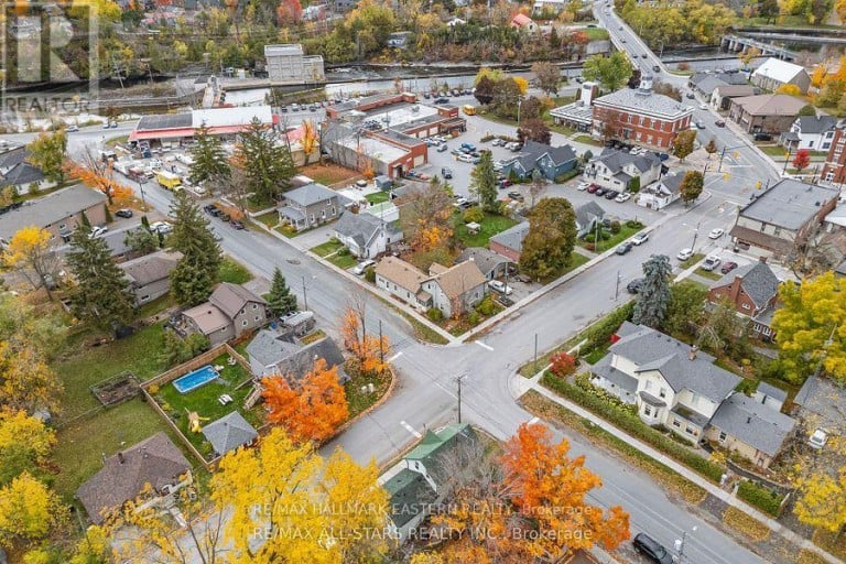 15 ALBERT STREET, Selwyn, Ontario, K0L2H0