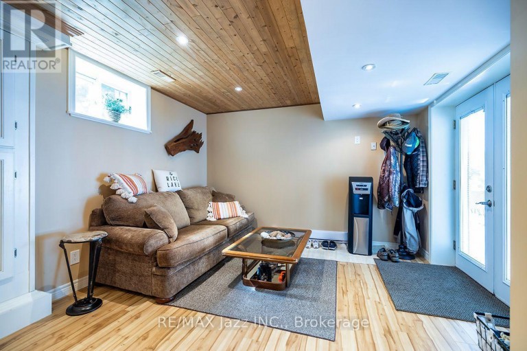 144 LONG ISLAND, Otonabee-South Monaghan, Ontario, K9J6X8