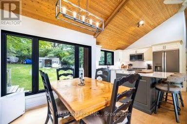 144 LONG ISLAND Otonabee-South Monaghan Ontario photo 31