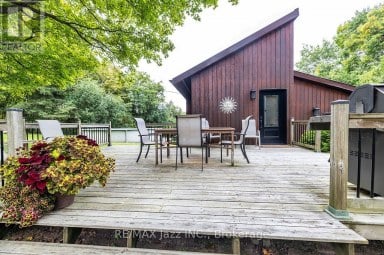 144 LONG ISLAND Otonabee-South Monaghan Ontario photo 41
