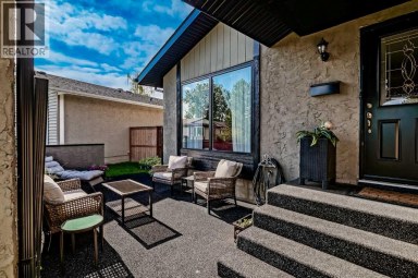 131 Cedarpark Drive SW Calgary Alberta photo 40