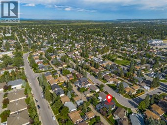 131 Cedarpark Drive SW Calgary Alberta photo 47