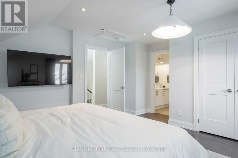 154 BROOKER BOULEVARD, Blue Mountains, Ontario, L9Y0M2