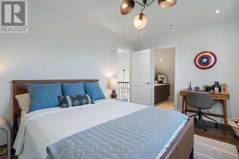 154 BROOKER BOULEVARD, Blue Mountains, Ontario, L9Y0M2