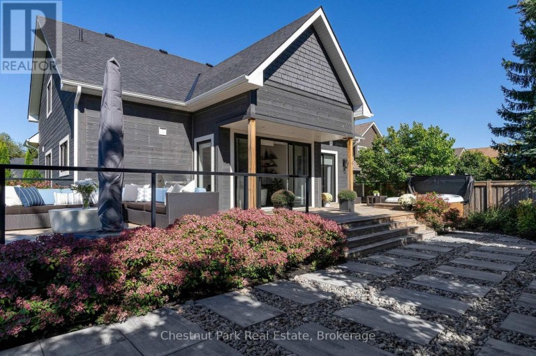154 BROOKER BOULEVARD, Blue Mountains, Ontario, L9Y0M2