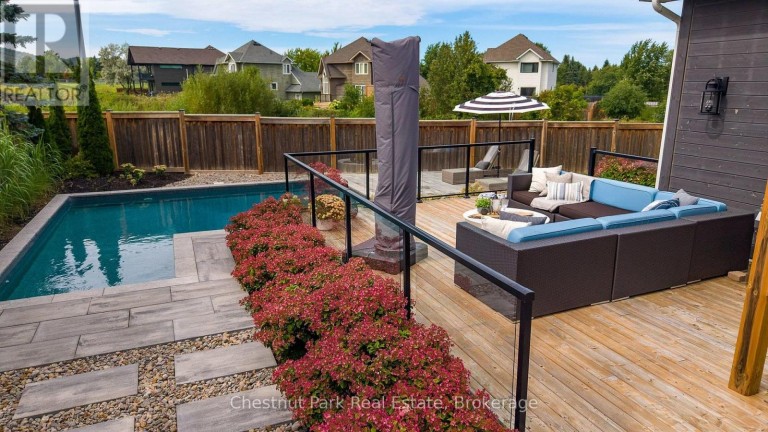154 BROOKER BOULEVARD, Blue Mountains, Ontario, L9Y0M2