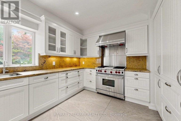 40 DONINO AVENUE, Toronto (Bridle Path-Sunnybrook-York Mills), Ontario, M4N2W7